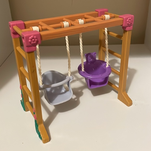 2003 Fisher Price Loving Family Backyard Set #B8178 - Picture 6 of 8